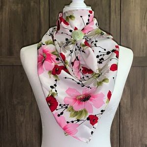 ✨NEW✨ Cultivated Garden Wild Rag